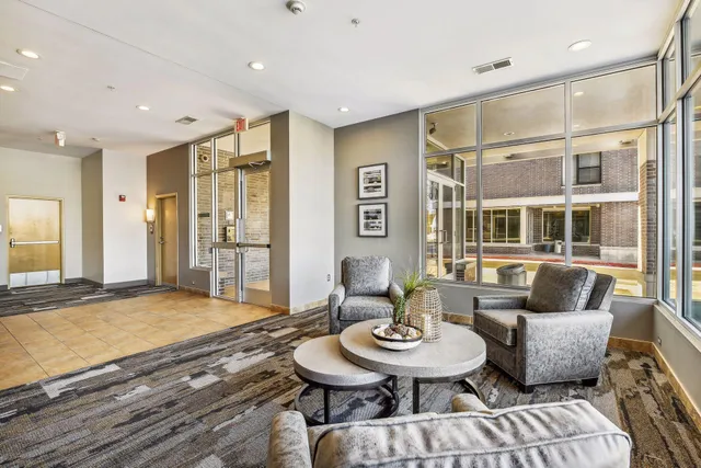 $239,900 | 7600 Lyndale Avenue South, Unit 228, Richfield, MN 55423