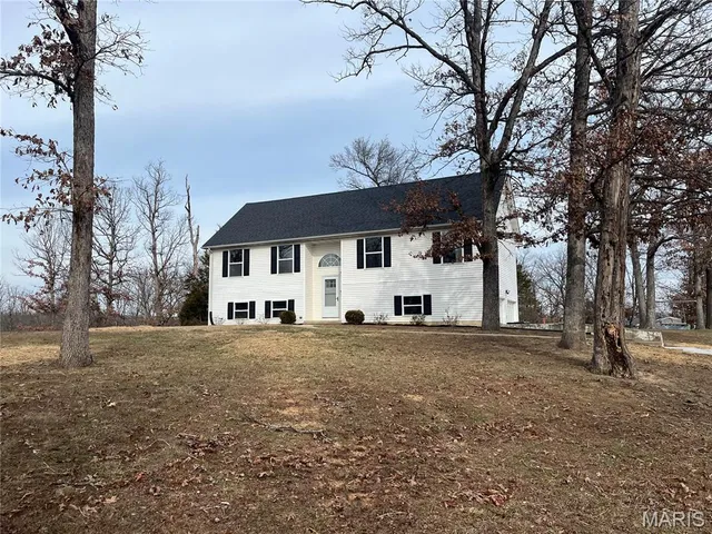 $325,000 | 825 Hwy Ww, Foristell, MO 63348