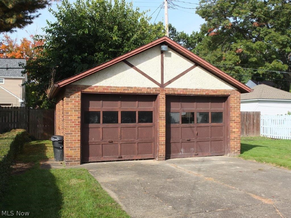 337 Montrose Avenue Northwest Canton, OH 44708 - Photo 16 of 18 2 car detached garage.