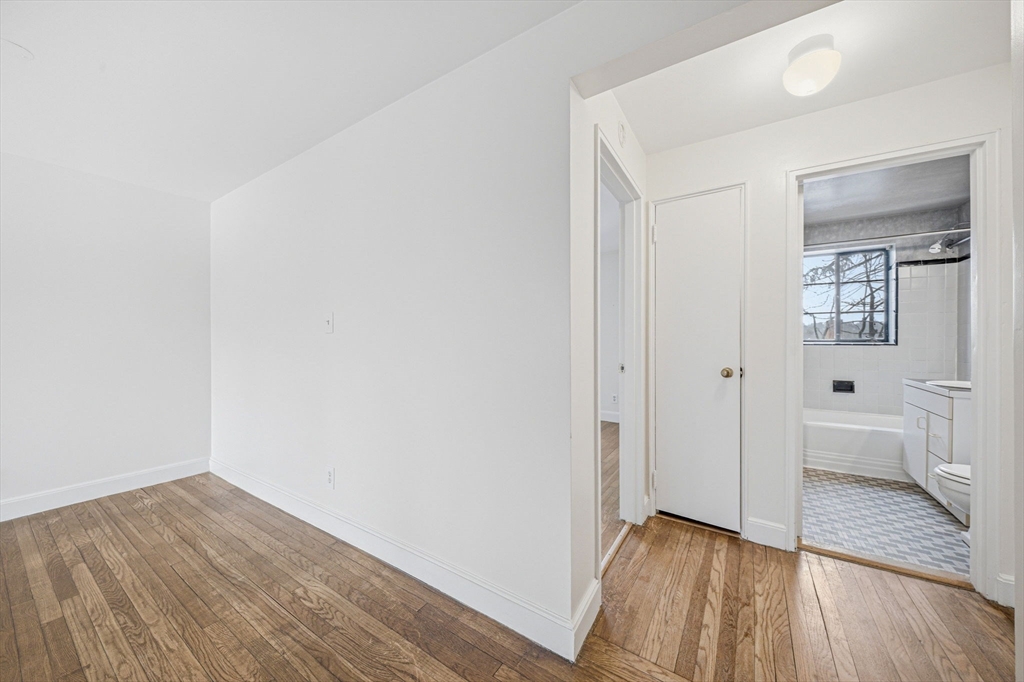 114 Evans Road, Unit 5 Boston, MA 02445 - Photo 20 of 33