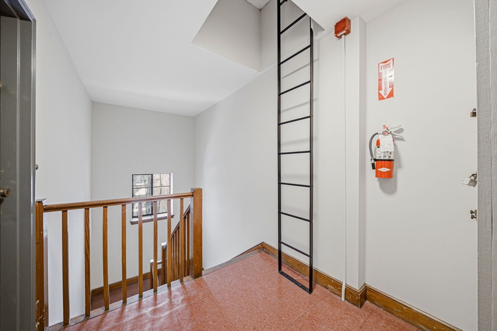 114 Evans Road, Unit 5 Boston, MA 02445 - Photo 23 of 33