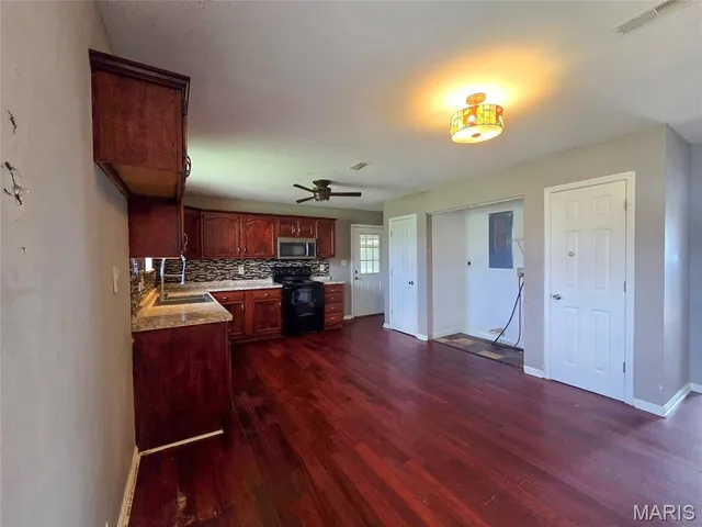 $129,900 | 81 Sandy Lane, Benton, MO 63736