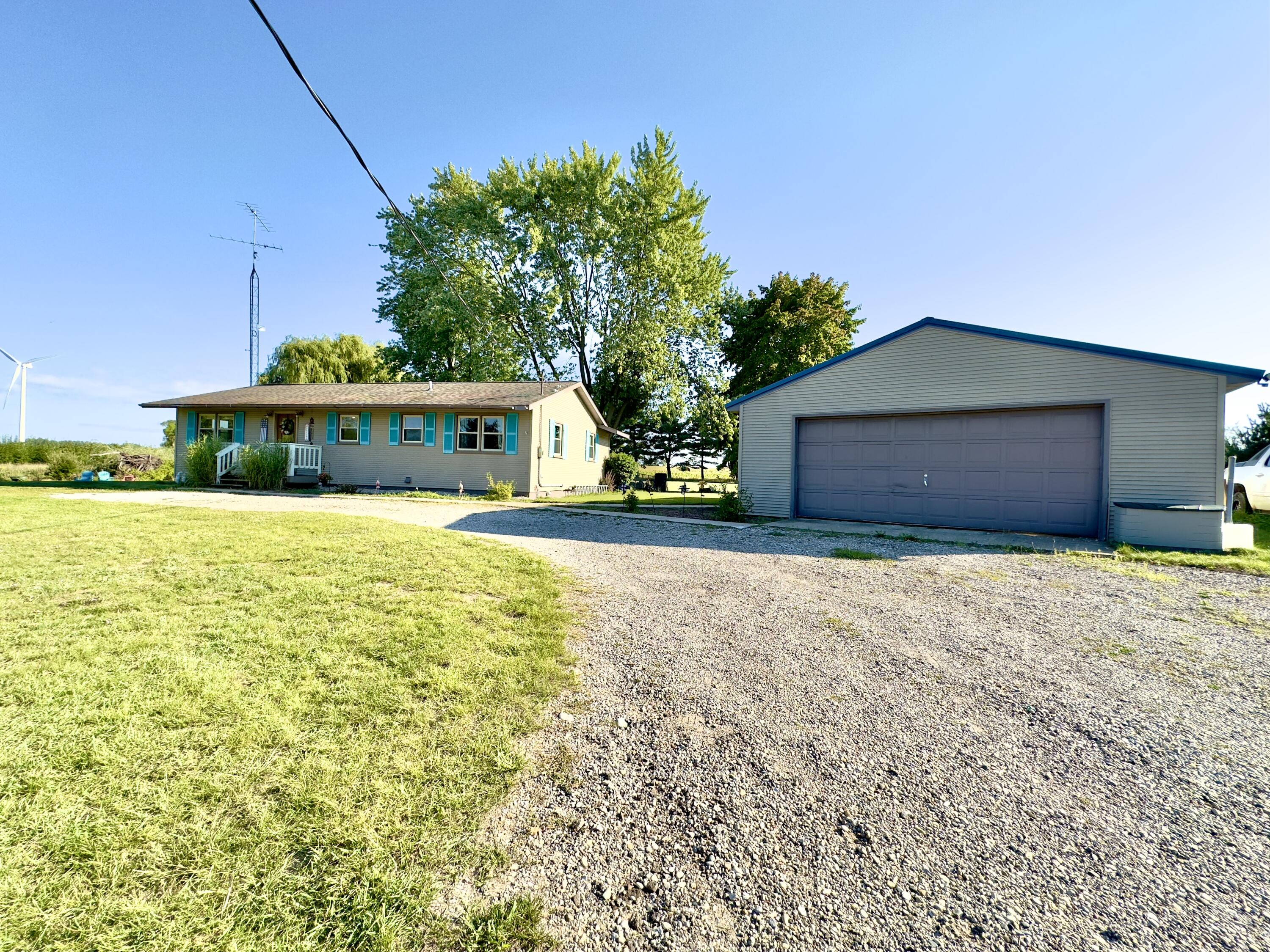 2467 West Kinney Road Ludington, MI 49431 - Photo 26 of 28 IMG-2567