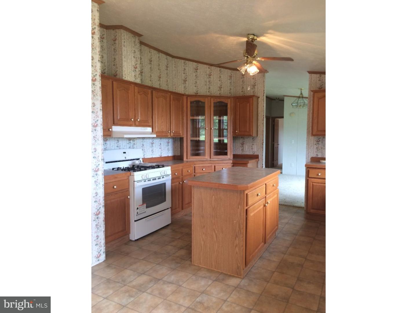 4277 Vernon Road Harrington, DE 19952 - Photo 11 of 20 Kitchen