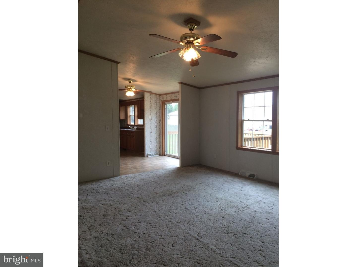 4277 Vernon Road Harrington, DE 19952 - Photo 12 of 20 Family Room