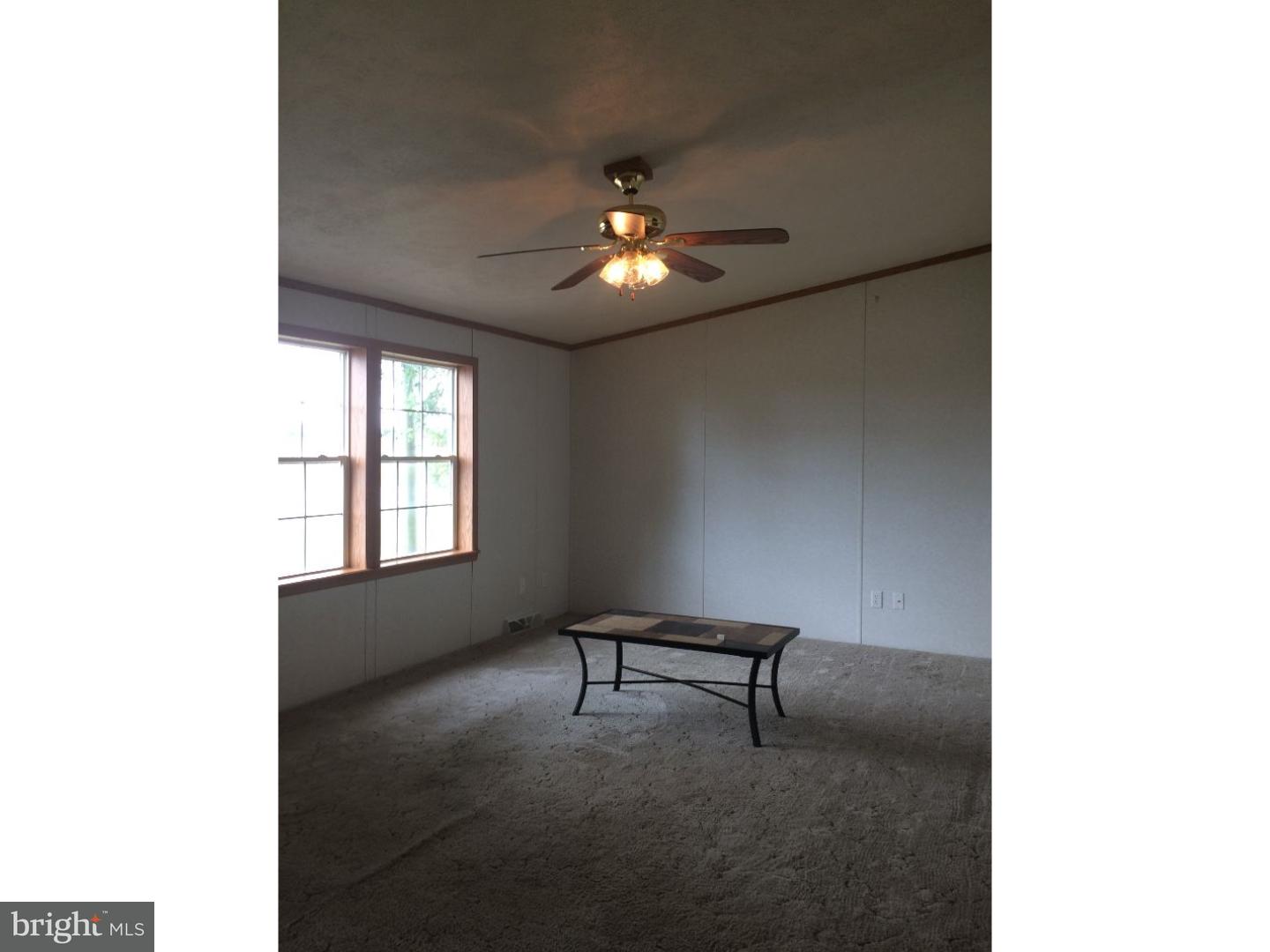 4277 Vernon Road Harrington, DE 19952 - Photo 3 of 20 Living Room