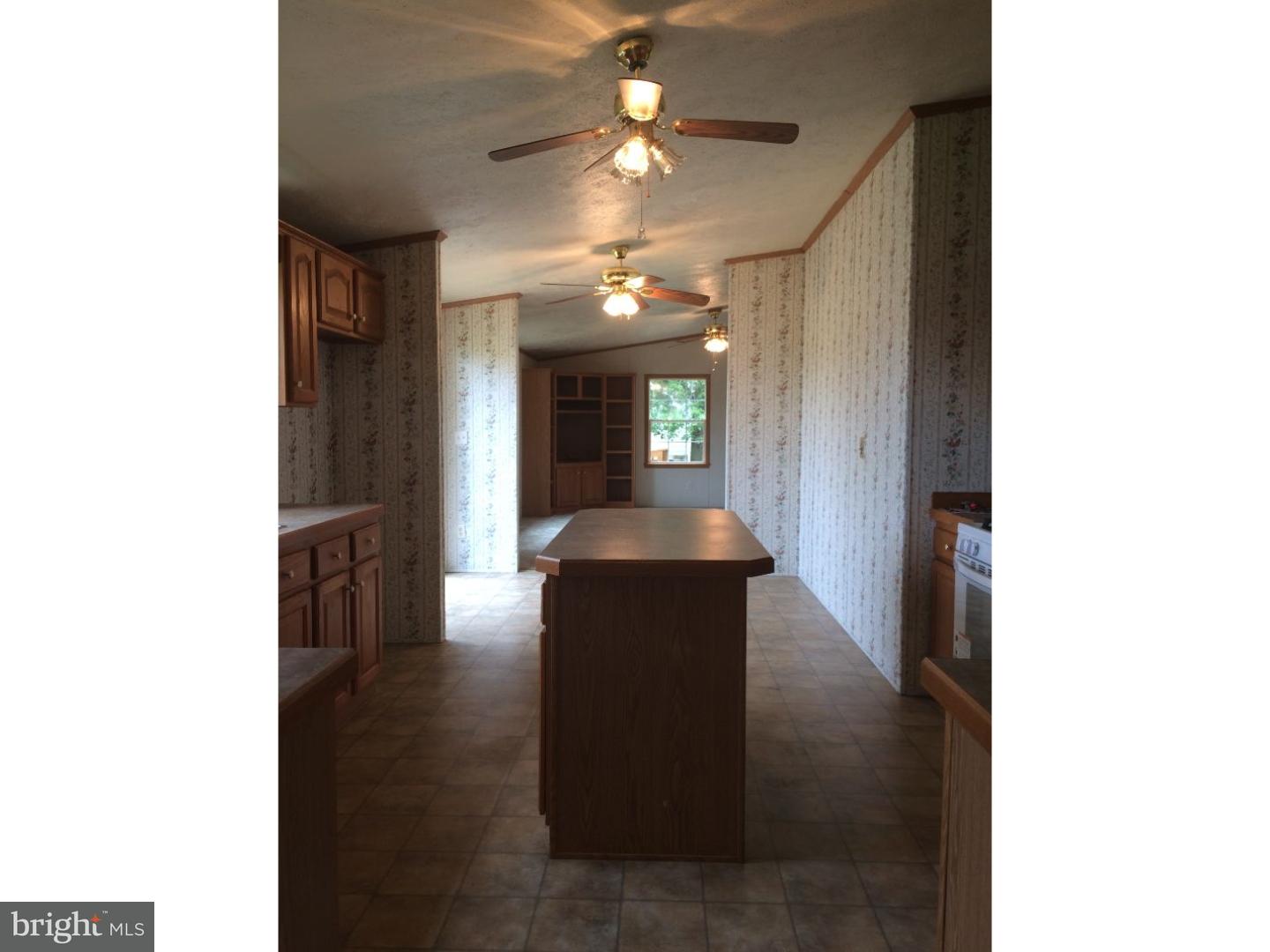 4277 Vernon Road Harrington, DE 19952 - Photo 9 of 20 Kitchen