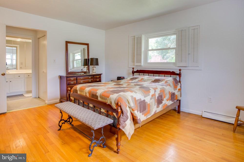 1605 Woodcrest Road Harrisburg, PA 17112 - Photo 17 of 25 Gallery Image 17