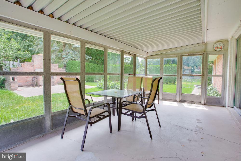 1605 Woodcrest Road Harrisburg, PA 17112 - Photo 22 of 25 Gallery Image 22
