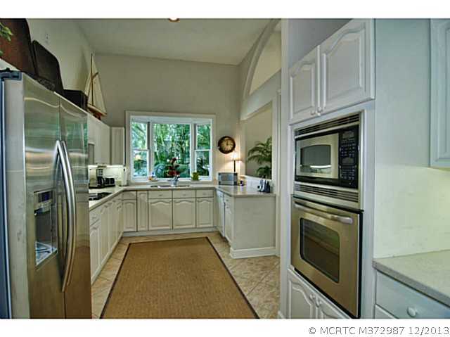 7082 Golf Ridge Way Hobe Sound, FL 33455 - Photo 9 of 14 Kitchen.
