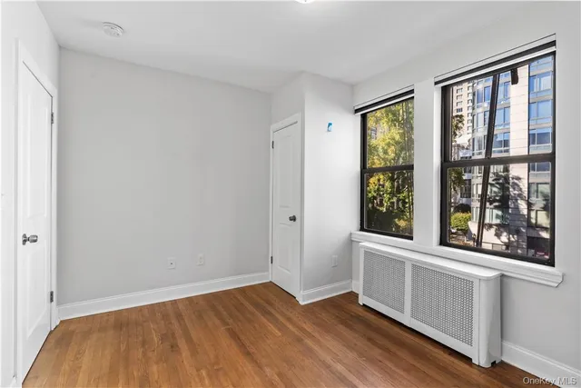 $4,125 | 250 Martine Avenue, Unit 3F, White Plains, NY 10601