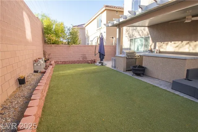 $699,000 | 8525 Silver Coast Street, Las Vegas, NV 89139