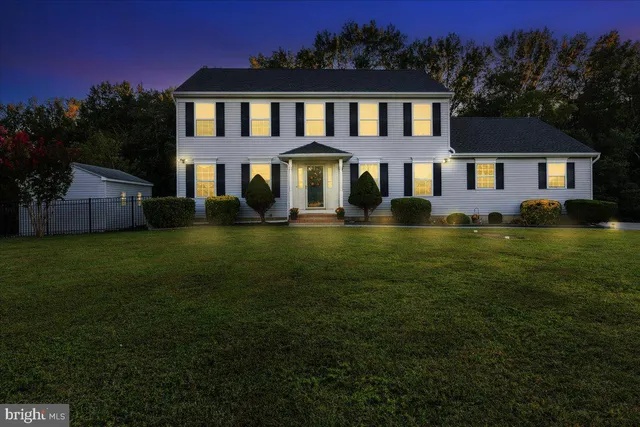 $699,000 | 353 Fieldcrest Drive, New Egypt, NJ 08533