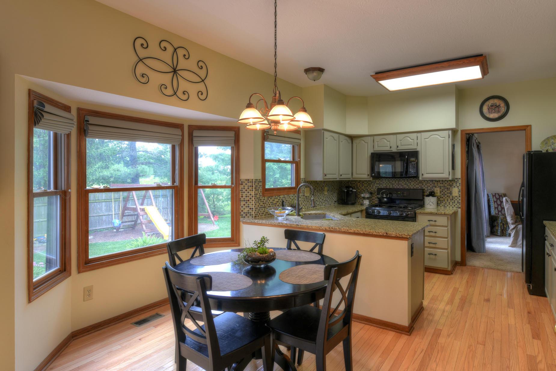 97 Beech Ridge Drive Powell, OH 43065 - Photo 9 of 36 Gallery Image 9