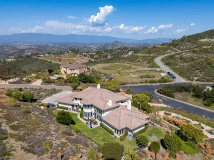 $2,195,000 | 9698 Welk View Drive, Escondido, CA 92026