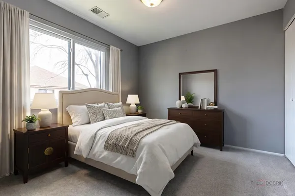 $290,000 | 1107 Woodbury Lane, Unit A2, Wheeling, IL 60090