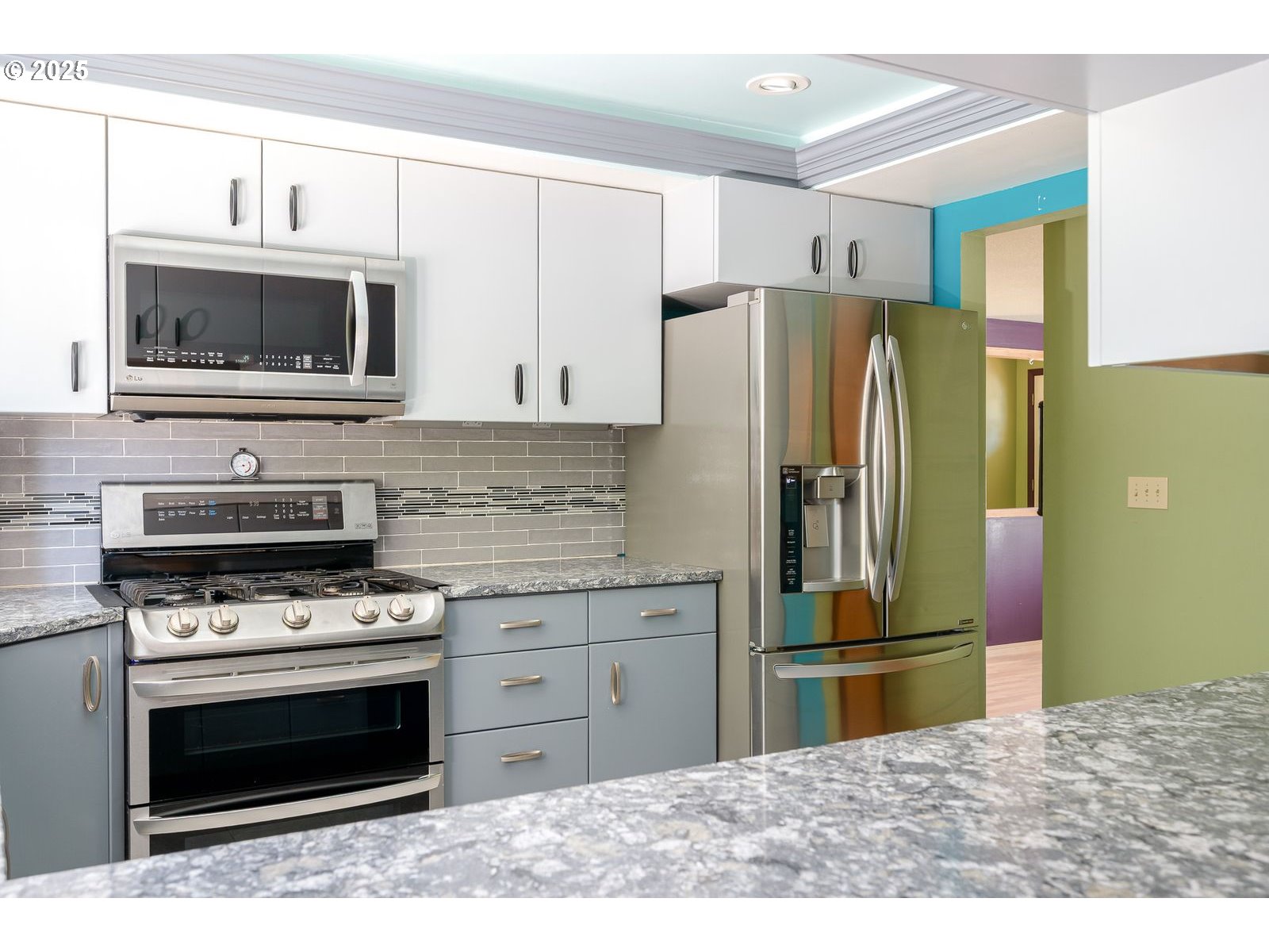 4021 Northwest 3rd Street Gresham, OR 97030 - Photo 13 of 37