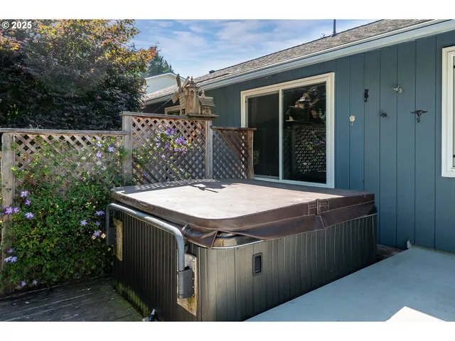 $499,950 | 4021 Northwest 3rd Street, Gresham, OR 97030