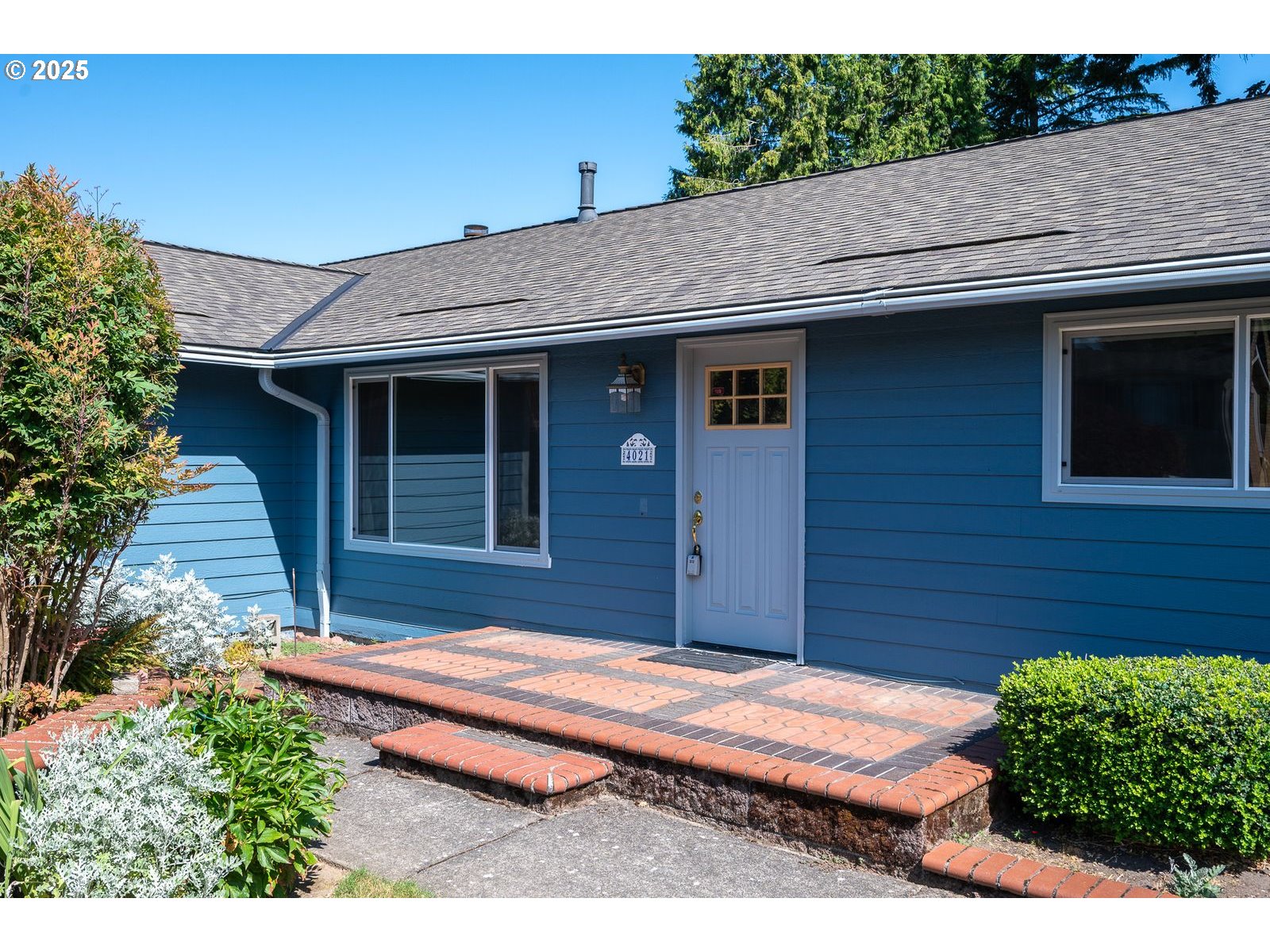 4021 Northwest 3rd Street Gresham, OR 97030 - Photo 5 of 37