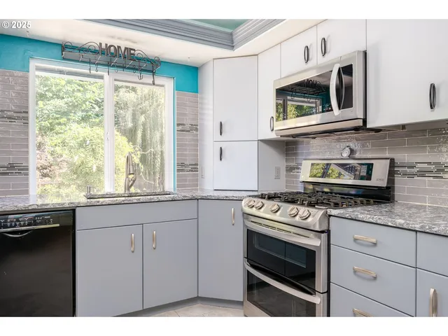 $499,950 | 4021 Northwest 3rd Street, Gresham, OR 97030