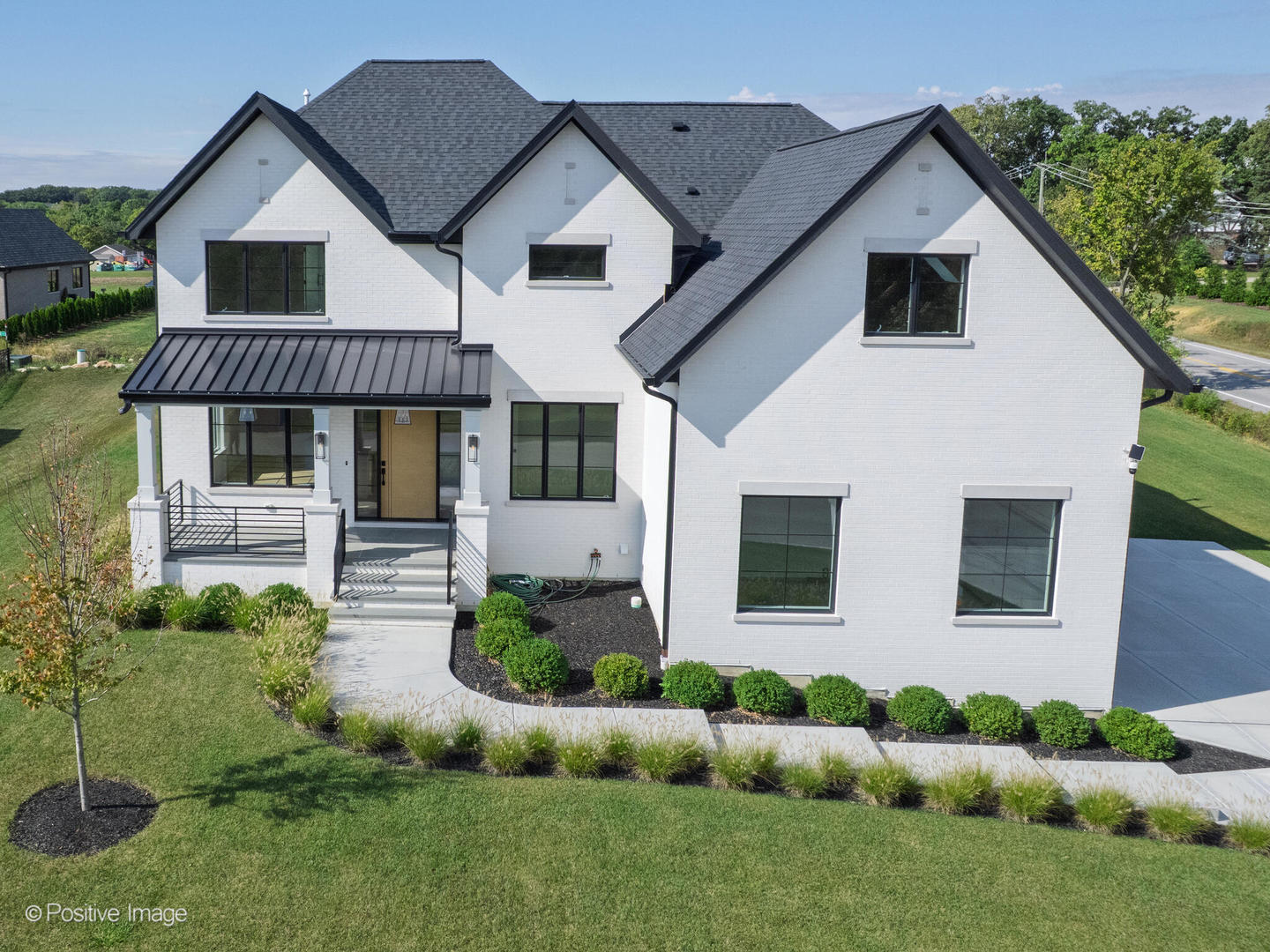 8302 Pleasant View Avenue Willow Springs, IL 60527 - Photo 2 of 45 a front view of a house with garden