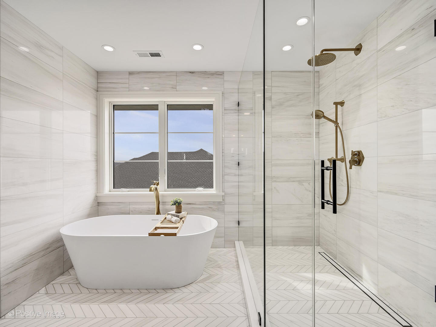 8302 Pleasant View Avenue Willow Springs, IL 60527 - Photo 23 of 45 a bathroom with a bathtub and shower