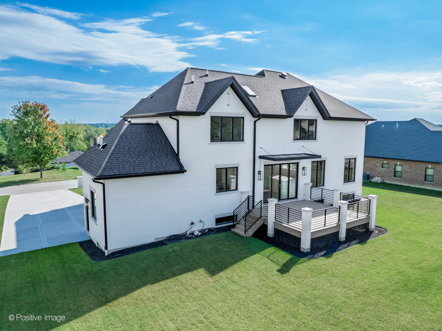8302 Pleasant View Avenue Willow Springs, IL 60527 - Photo 37 of 45 a view of house with a garden and deck