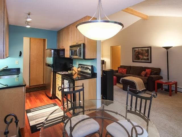 4418 Cedar Lake Road South, Unit 7 Minneapolis, MN 55416 - Photo 1 of 18 Gallery Image 1