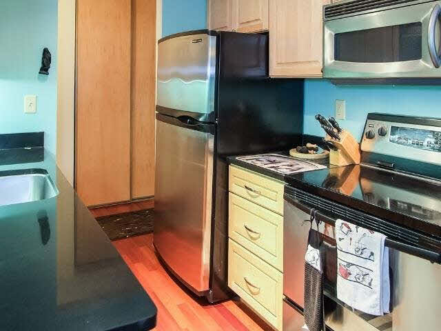 4418 Cedar Lake Road South, Unit 7 Minneapolis, MN 55416 - Photo 8 of 18 Gallery Image 8