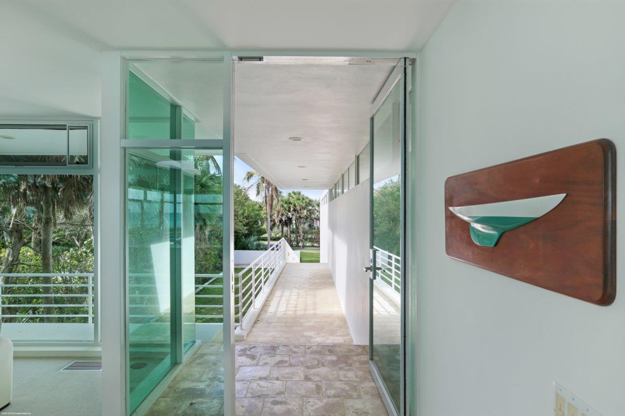 35 North Beach Road Hobe Sound, FL 33455 - Photo 18 of 44 a view of a balcony