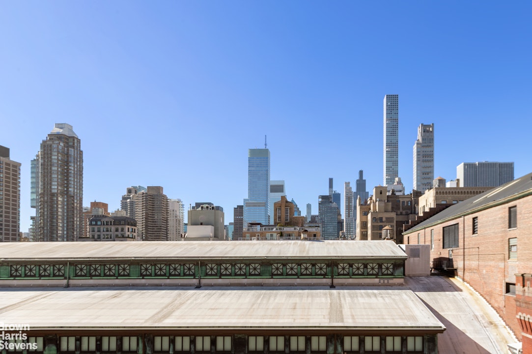 116 East 68th Street, Unit 8B Manhattan, NY 10065 - Photo 7 of 11