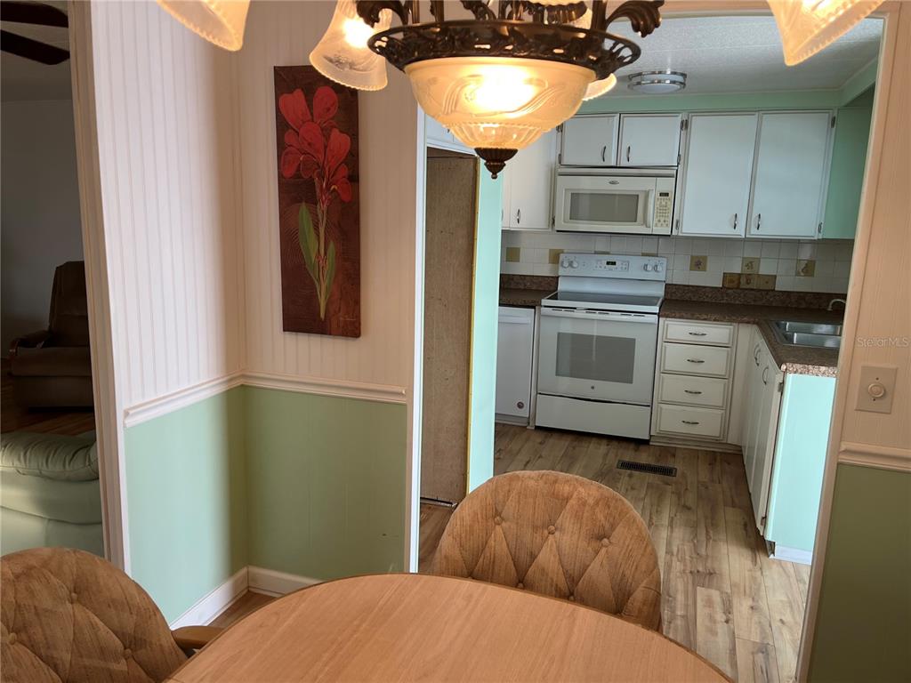 107 Roma Road Venice, FL 34285 - Photo 25 of 44