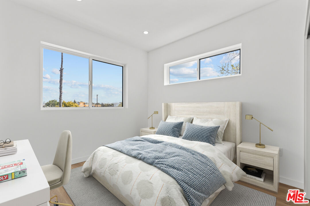 2923 South Burnside Avenue Los Angeles, CA 90016 - Photo 15 of 26