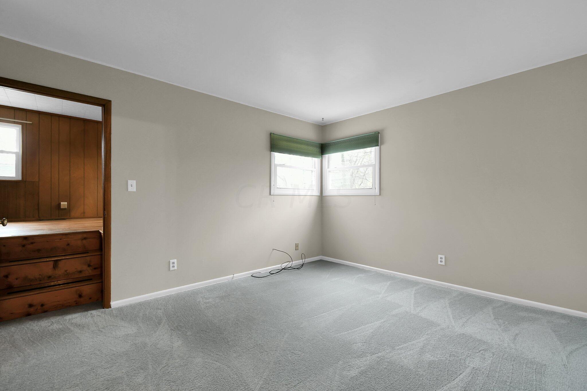 1211 Country Club Road Columbus, OH 43227 - Photo 10 of 26 10-web-or-mls-1211-country-club-rd