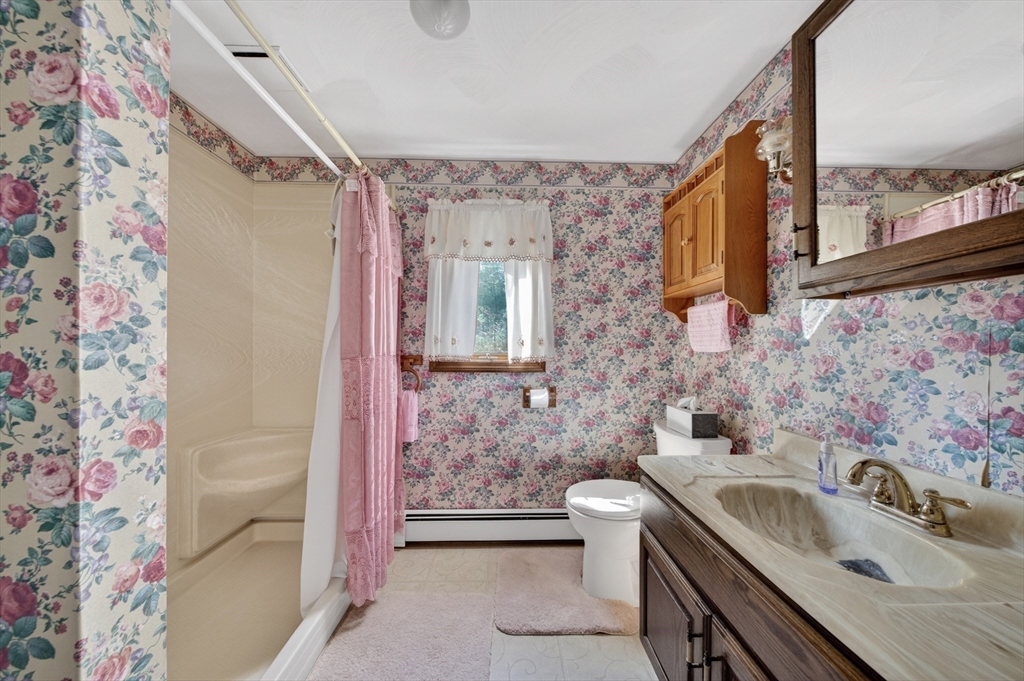 74 Tispaquin Street Middleboro, MA 02346 - Photo 33 of 40