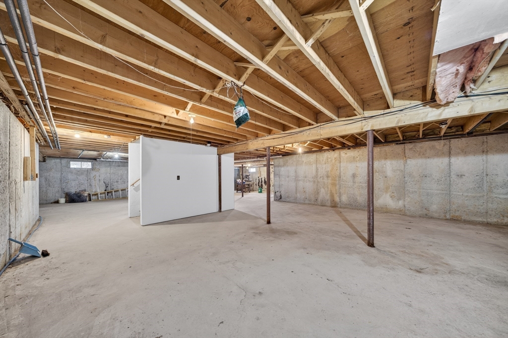 74 Tispaquin Street Middleboro, MA 02346 - Photo 36 of 40