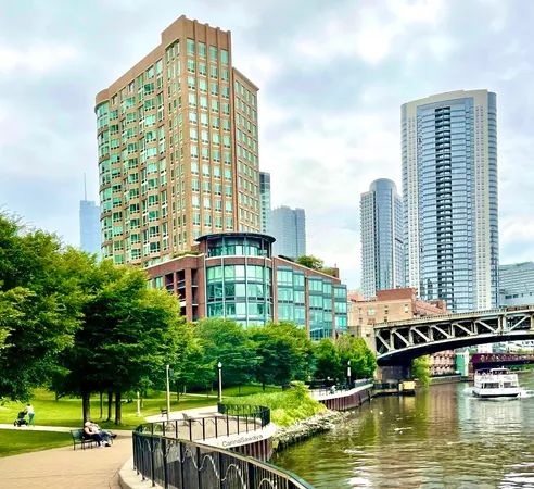 $3,950 | 600 North Kingsbury Street, Unit 1006, Chicago, IL 60654