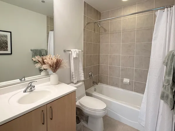 $3,900 | 600 North Kingsbury Street, Unit 1006, Chicago, IL 60654