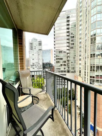 $3,950 | 600 North Kingsbury Street, Unit 1006, Chicago, IL 60654