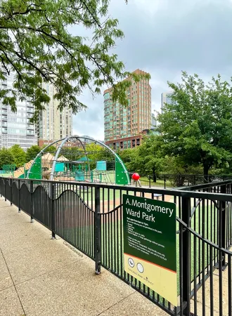 $3,900 | 600 North Kingsbury Street, Unit 1006, Chicago, IL 60654