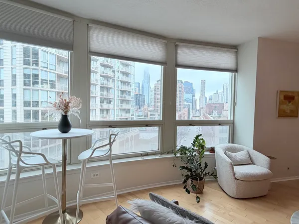$3,900 | 600 North Kingsbury Street, Unit 1006, Chicago, IL 60654