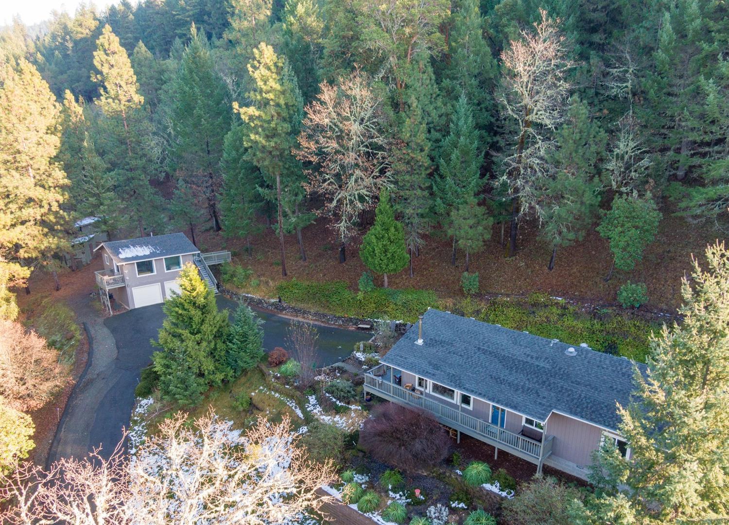 8129 Thompson Creek Road Jacksonville, OR 97530 - Photo 1 of 33 Primary Photo