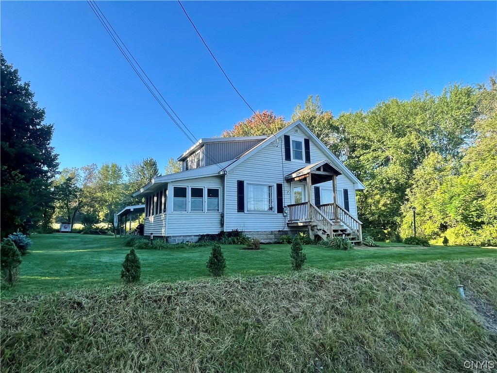 3082 Warners Road Camillus, NY 13164 - Photo 6 of 41 Front View of Property