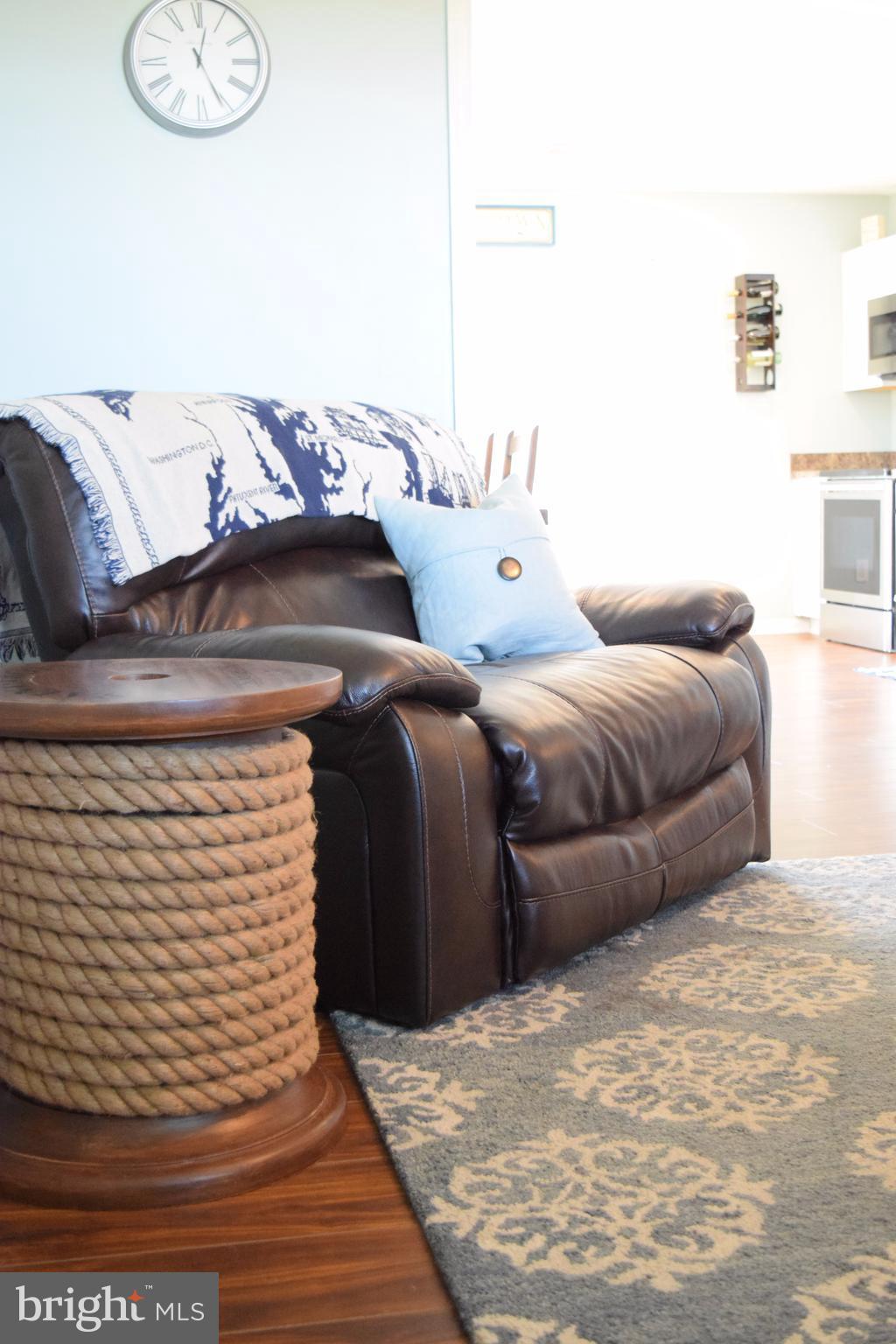 703 Carmichael Road Queenstown, MD 21658 - Photo 13 of 30 Living Room