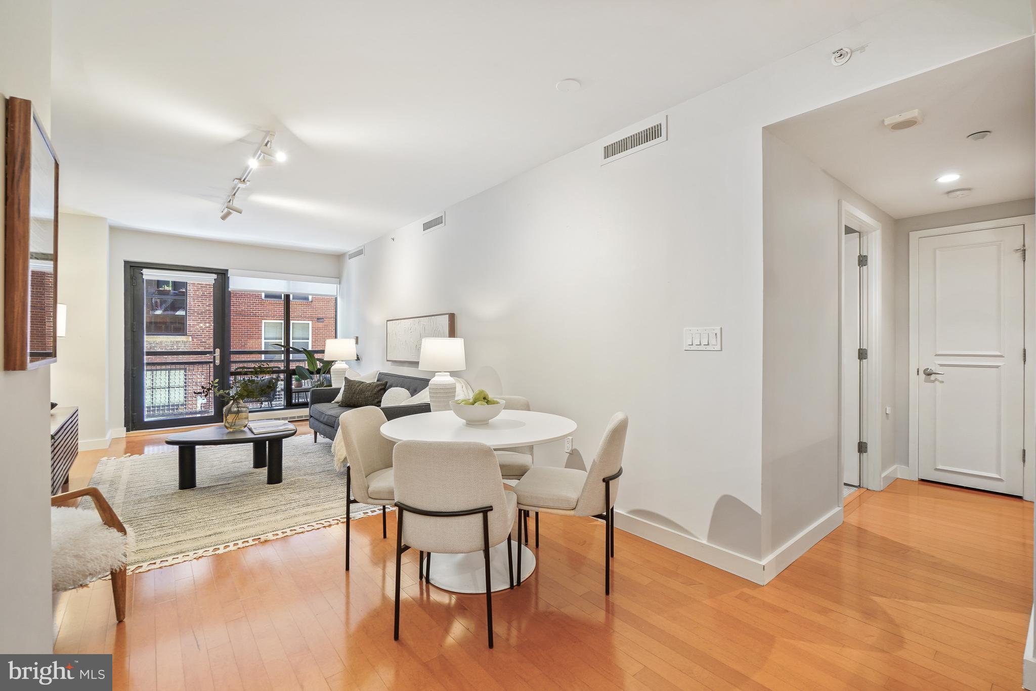912 F Street Northwest, Unit 201 Washington, DC 20004 - Photo 7 of 26