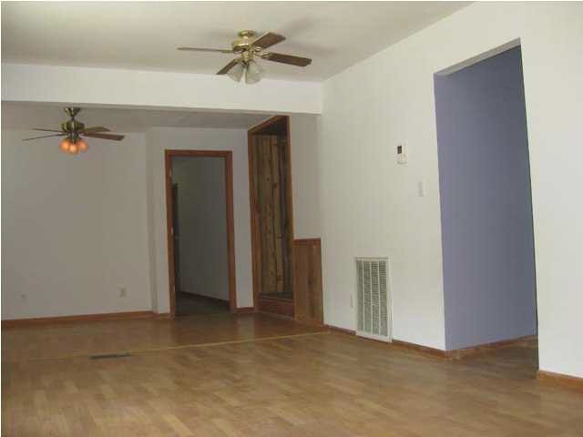 9601 Slate Road Evansville, IN 47720 - Photo 5 of 21 Gallery Image 5