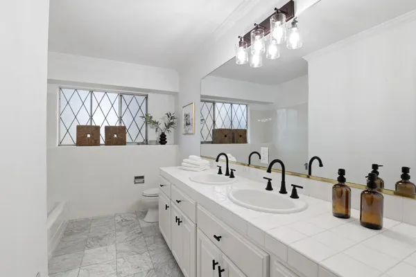 $4,295,000 | 425 Summit Spring Road, Woodside, CA 94062