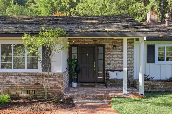 $4,295,000 | 425 Summit Spring Road, Woodside, CA 94062