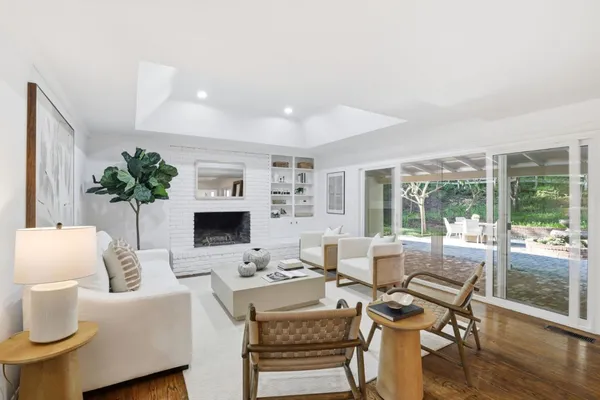 $4,295,000 | 425 Summit Spring Road, Woodside, CA 94062