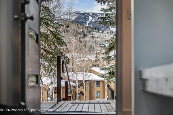 $830,000 | 35 Lower Woodbridge Road, Unit O155, Snowmass Village, CO 81615